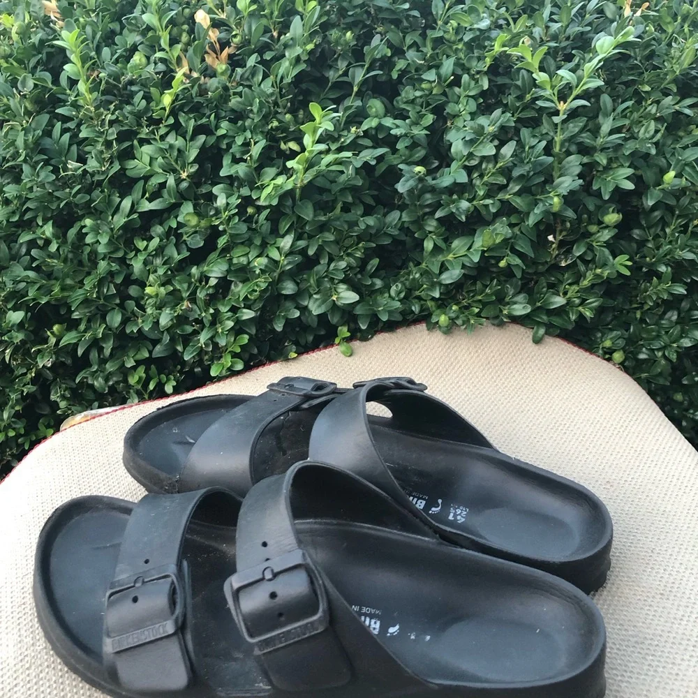 Birkenstock Arizona Exquisite Mens Black Rubber Sandals Size 41/8US